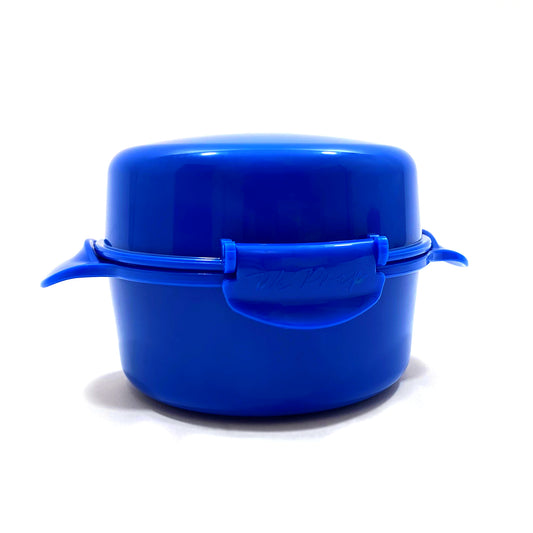 Plastic dark blue microwave egg poacher for omlettes and scrambled eggs