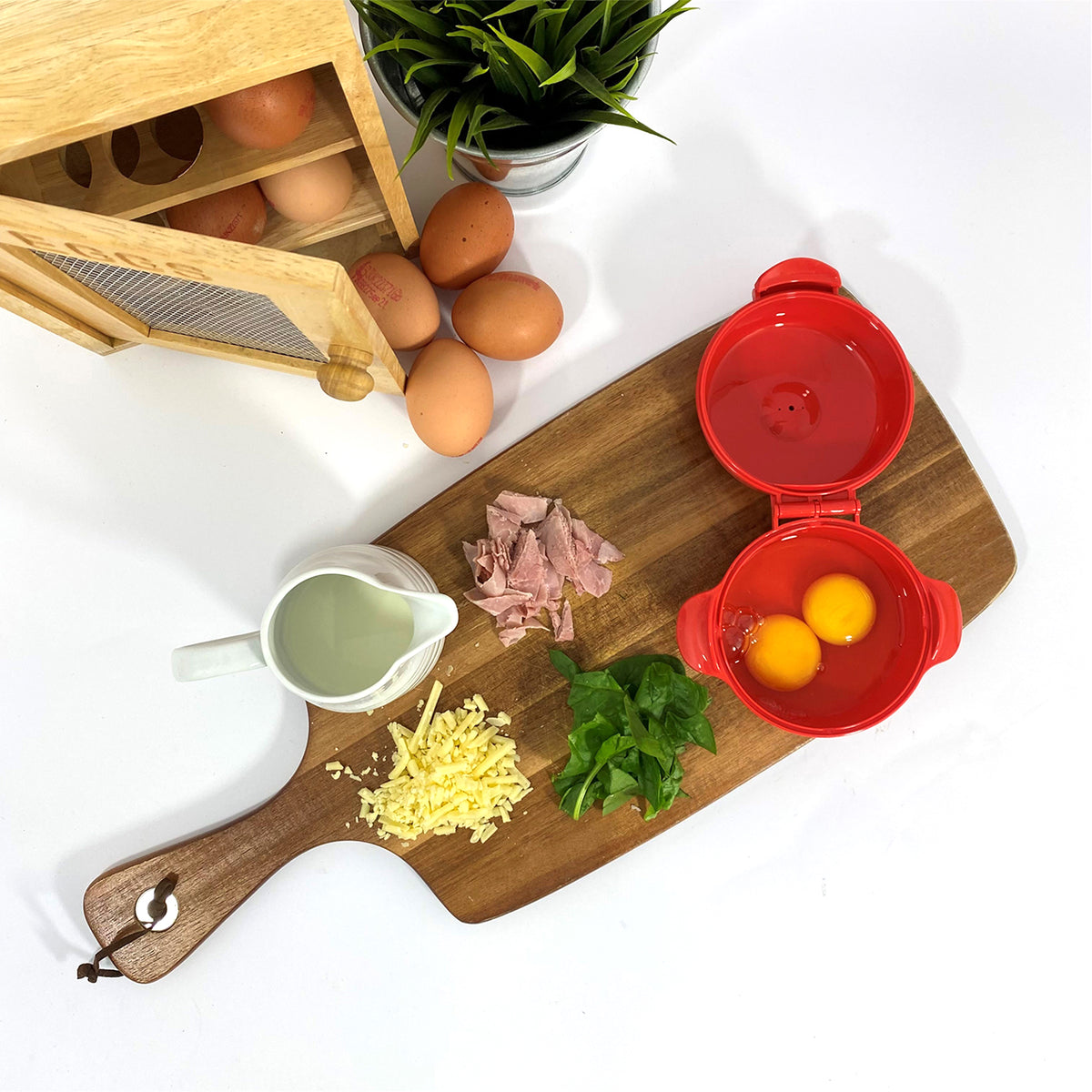 plastic microwave pot for cooking eggs and small meals